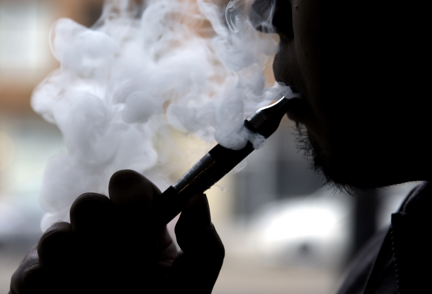 Small-town America takes on FDA over e-cigarette regulations