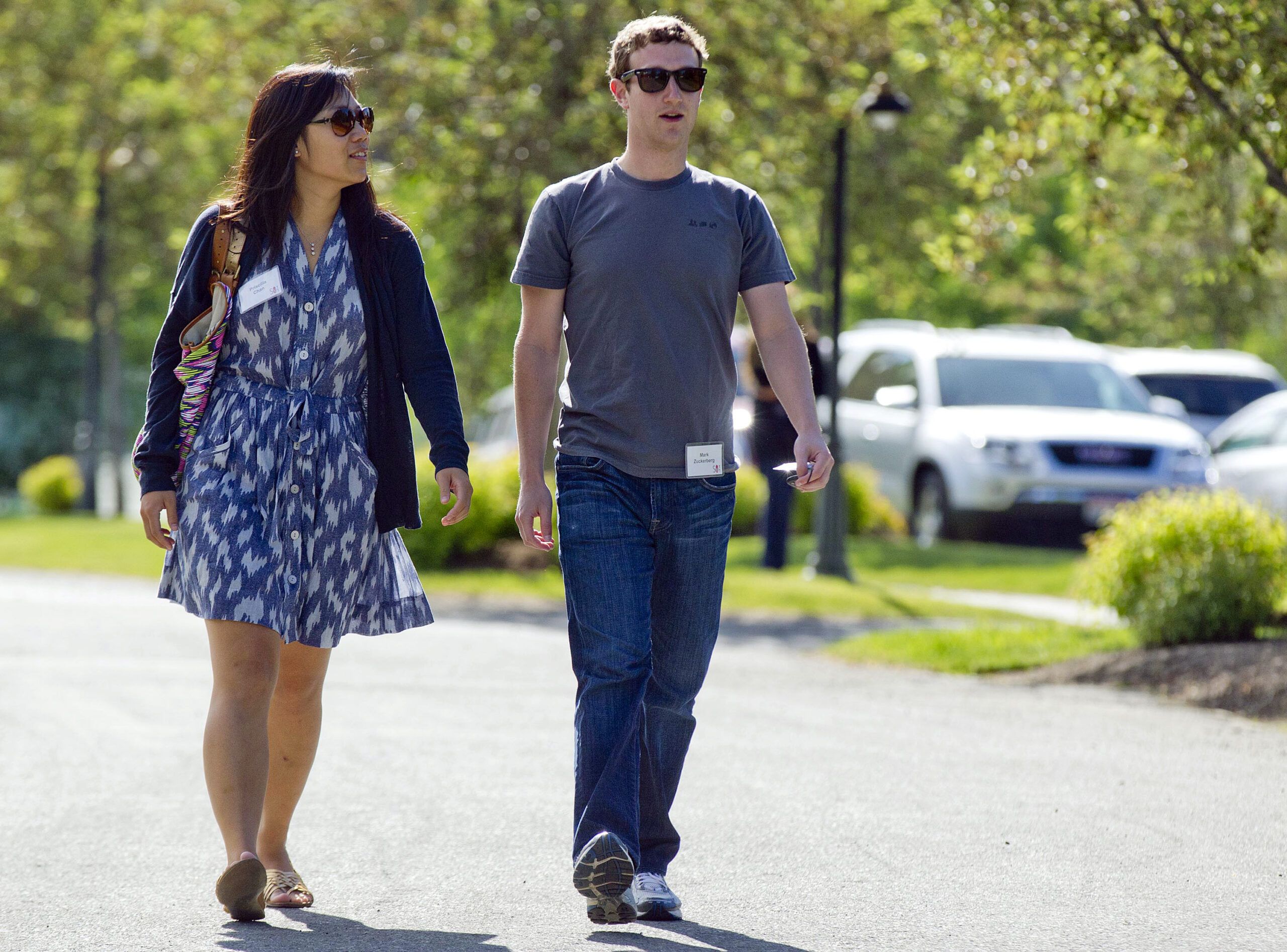 Zuckerberg, wife gift $120M to California schools