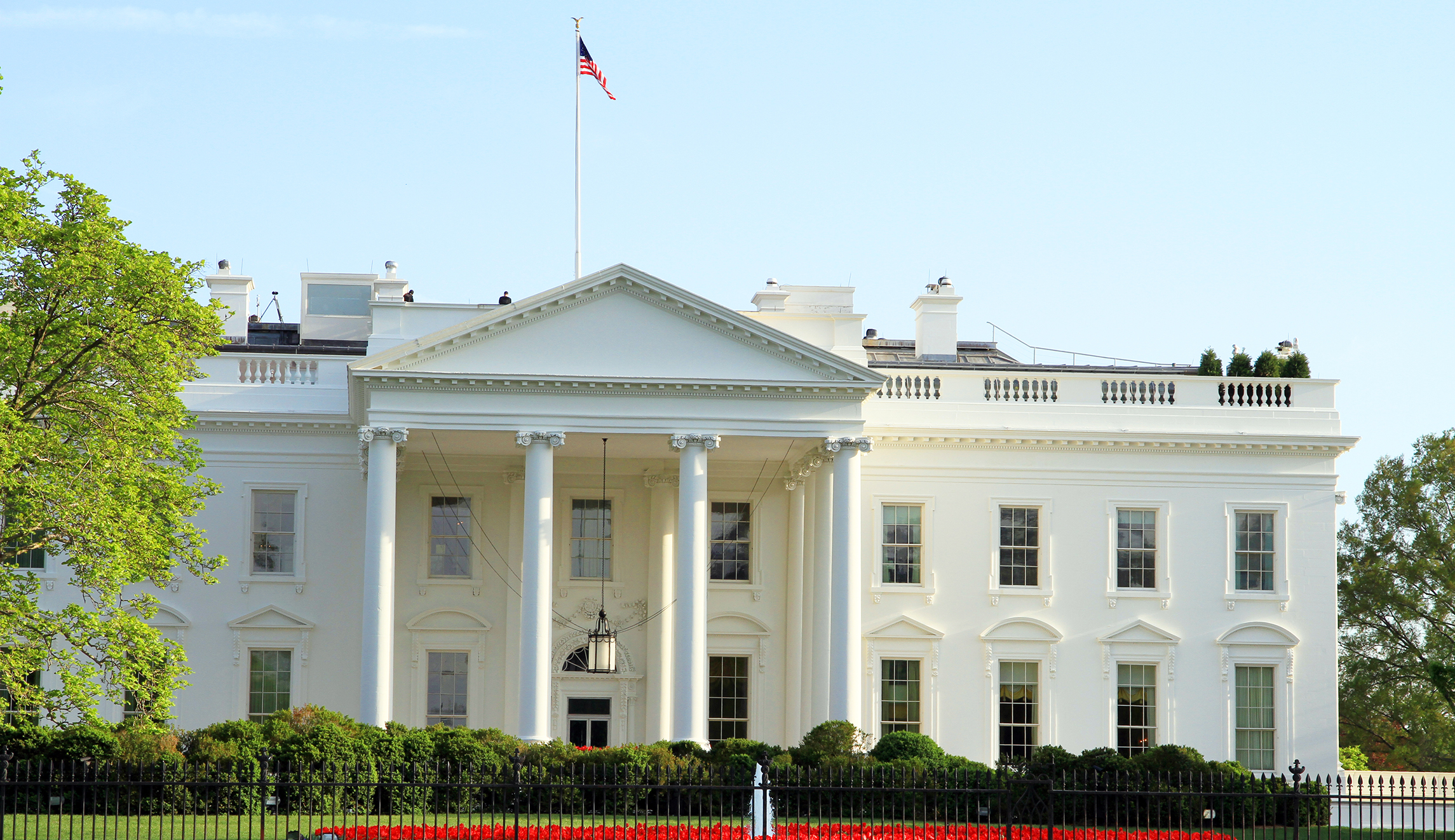 White House placed on lockdown after vehicle strikes barrier nearby