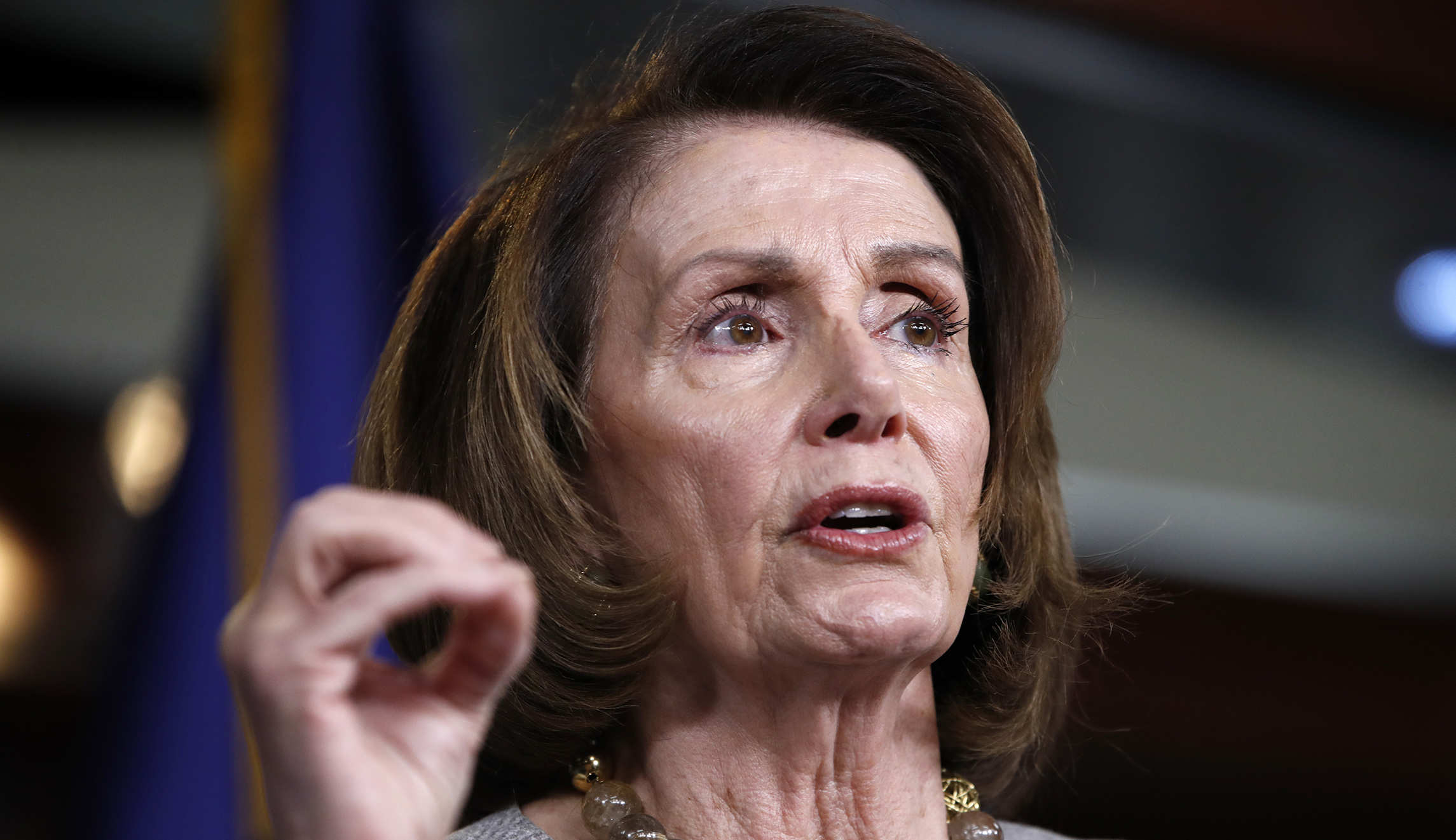 Pelosi encourages members to vote for a government shutdown