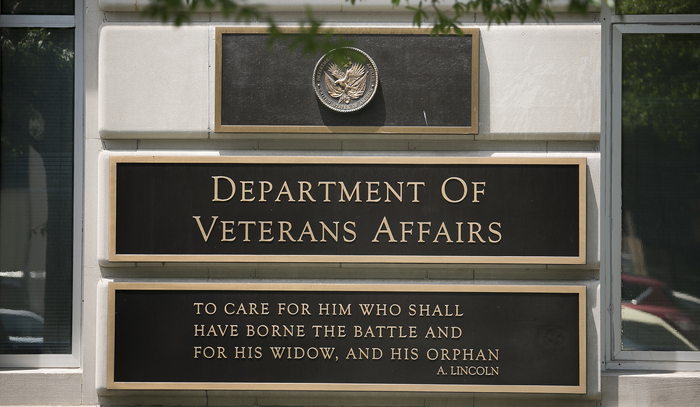 Whistleblower calls for VA czar in open letter to Trump