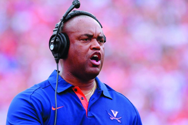 Geoff Burke/Getty Images
Coach Mike London and the Virginia Cavaliers are on a four-game losing streak.