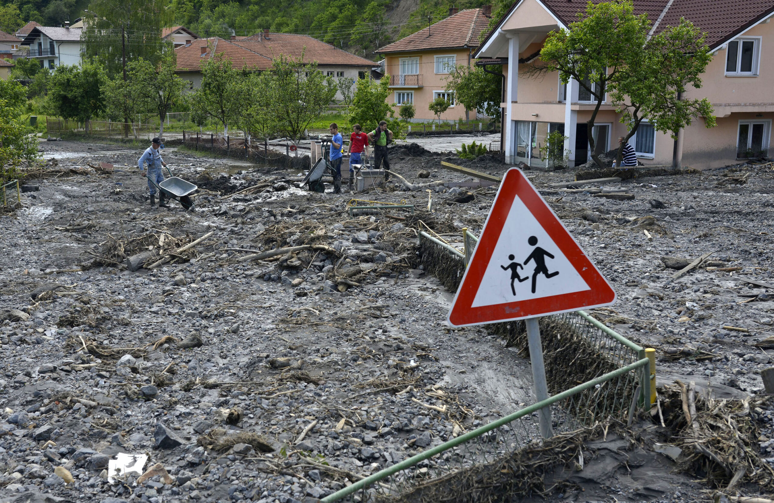 Recovery from Balkan floods will cost billions