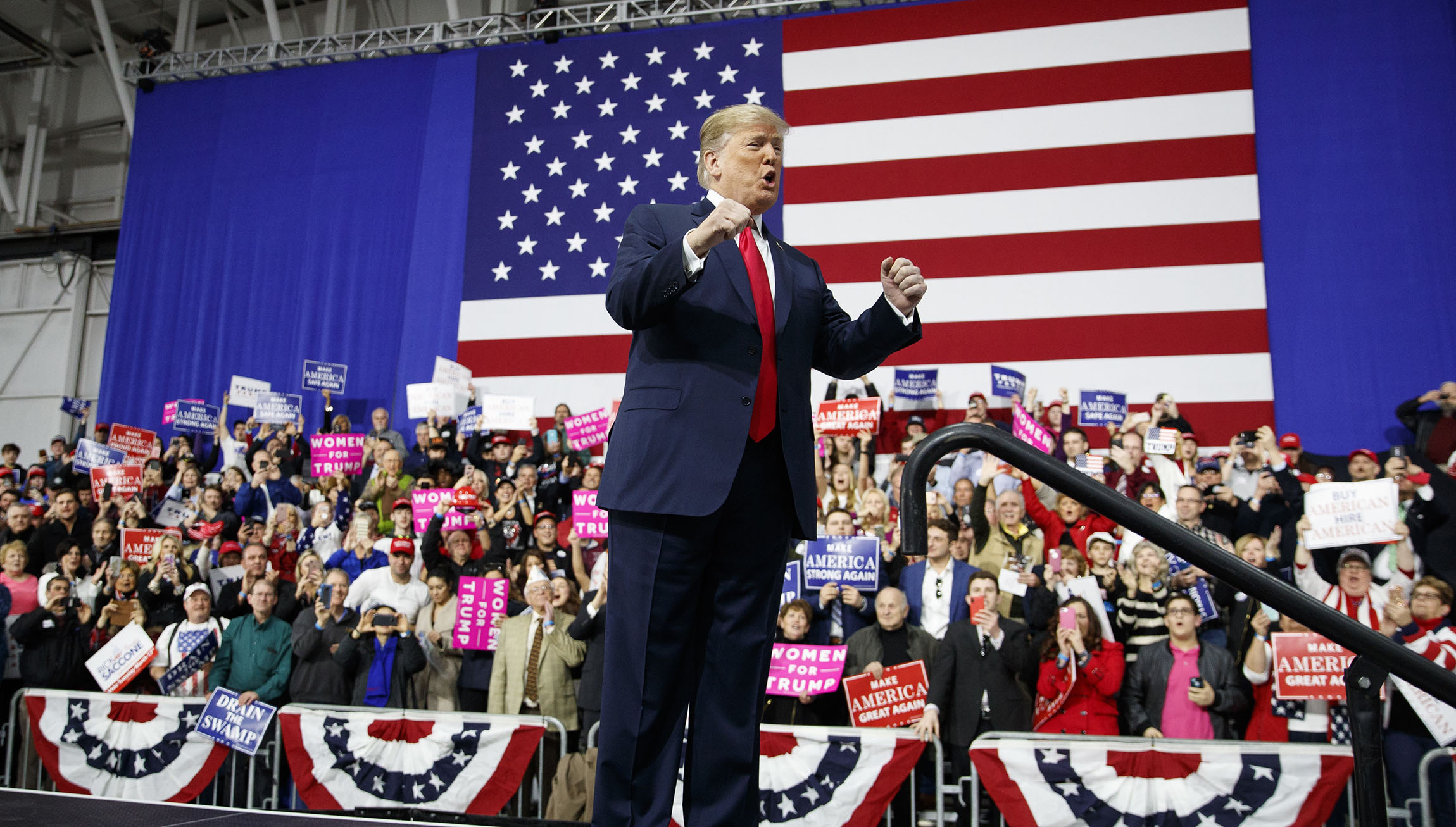 Trump suggests US should look into death penalty for drug dealers at rally in Pennsylvania