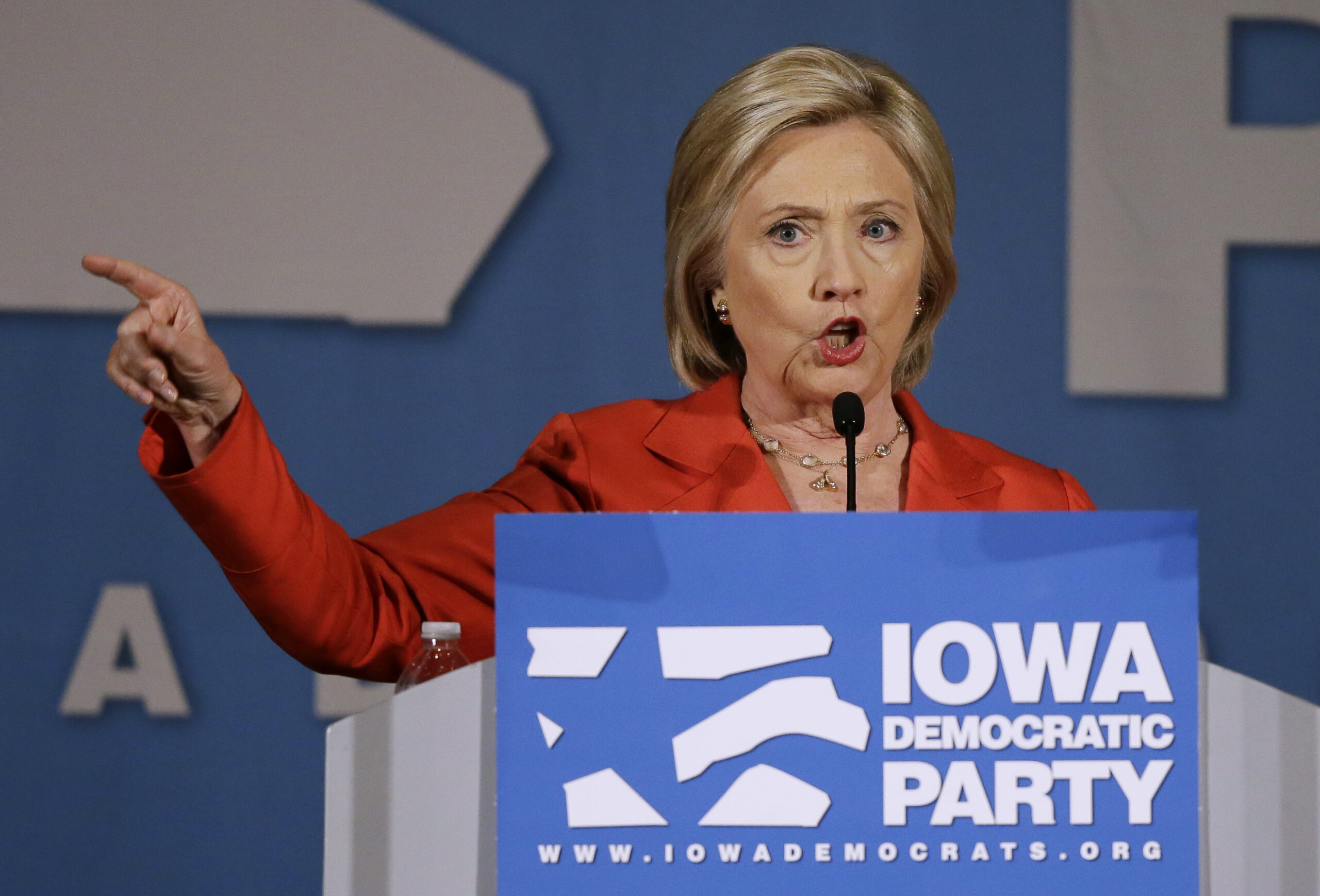 Clinton campaign begs Iowans to commit to Hillary