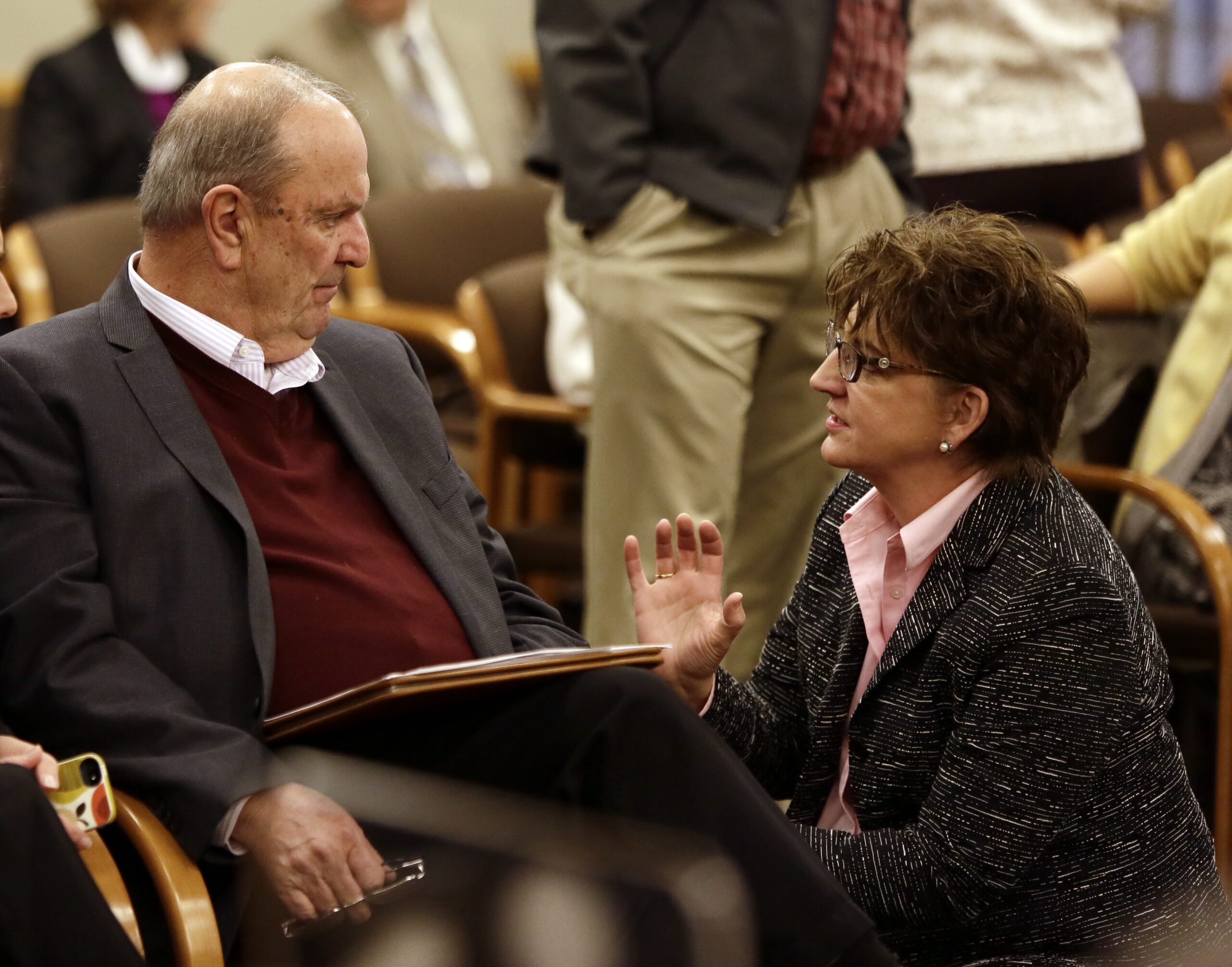 Lawyer: Oregon government overstepped by extending policies