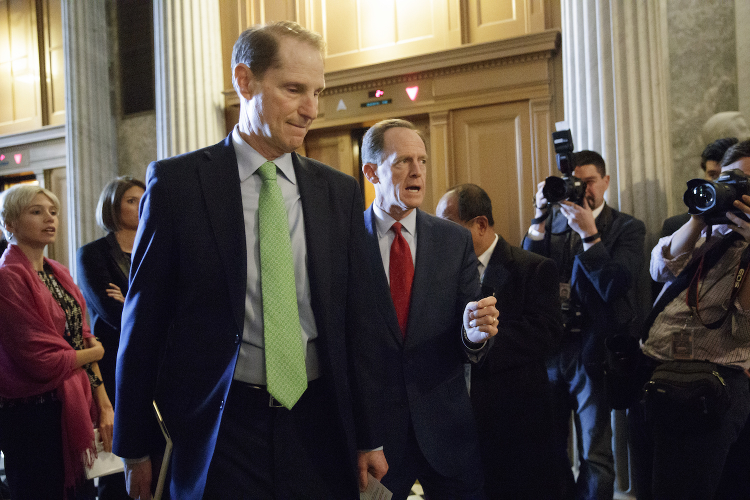 Sen. Ron Wyden: GOP pushing a ‘grocery tax’