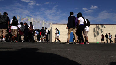 LA Times: Poll finds Californians remain unhappy about public schools