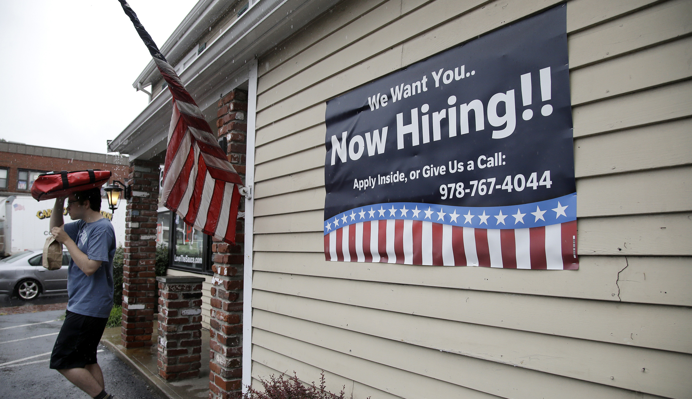 Jobless claims edge up to 244,000, but beneficiary rolls have thinned
