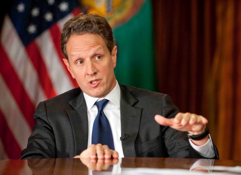 U.S. big banks remain too big to fail without bringing down the financial system, according to former Treasury Secretary Timothy Geithner, who said that the efforts to prevent banks from receiving future bailouts areÃÂ 