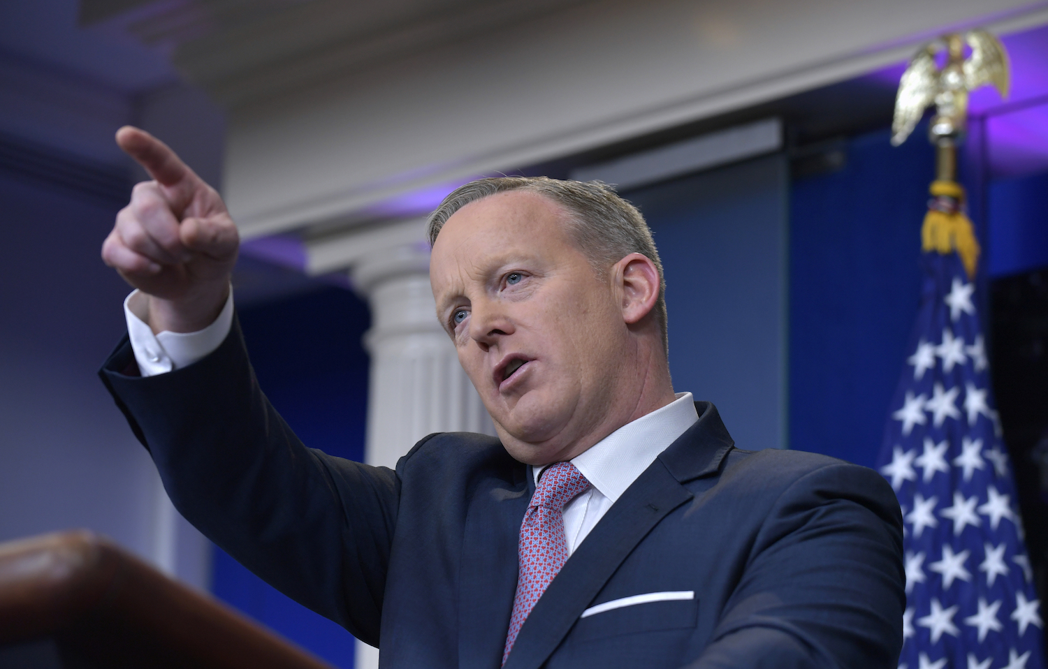 CNN gets a question in at first White House brief under Trump