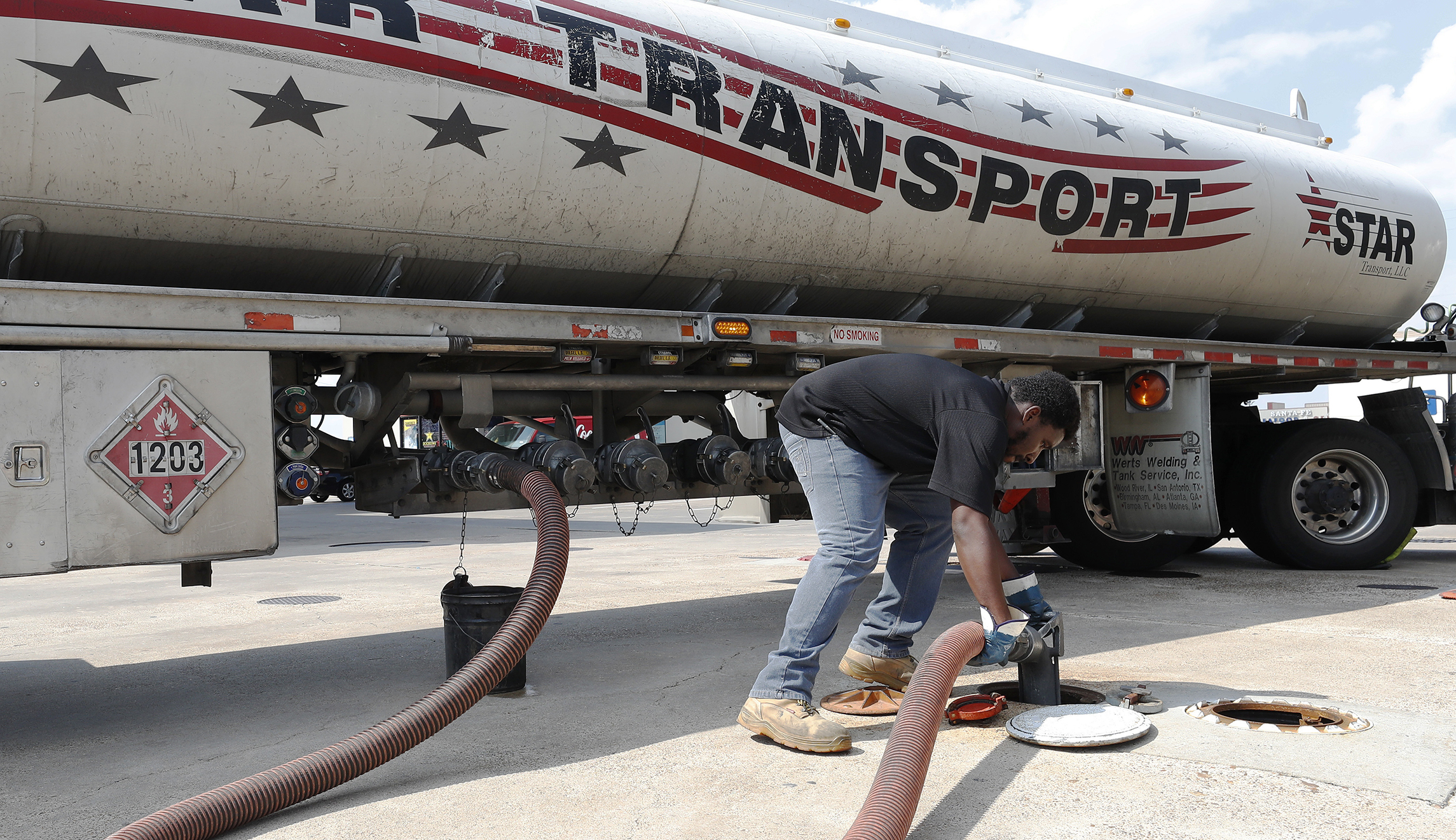 EPA waives emissions rules to speed gasoline to market ahead of Irma