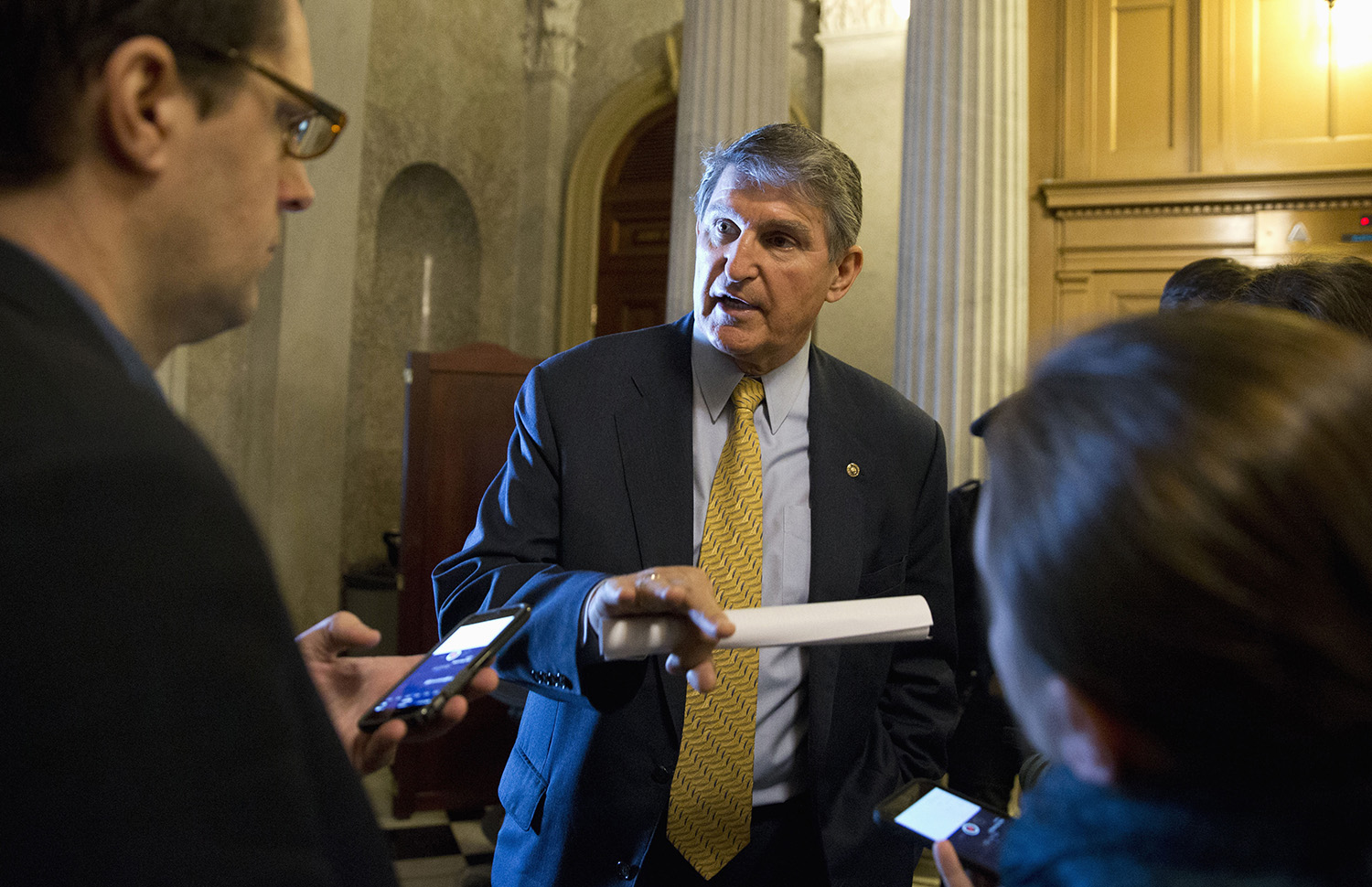 Manchin plans to meet with Trump’s Supreme Court nominee