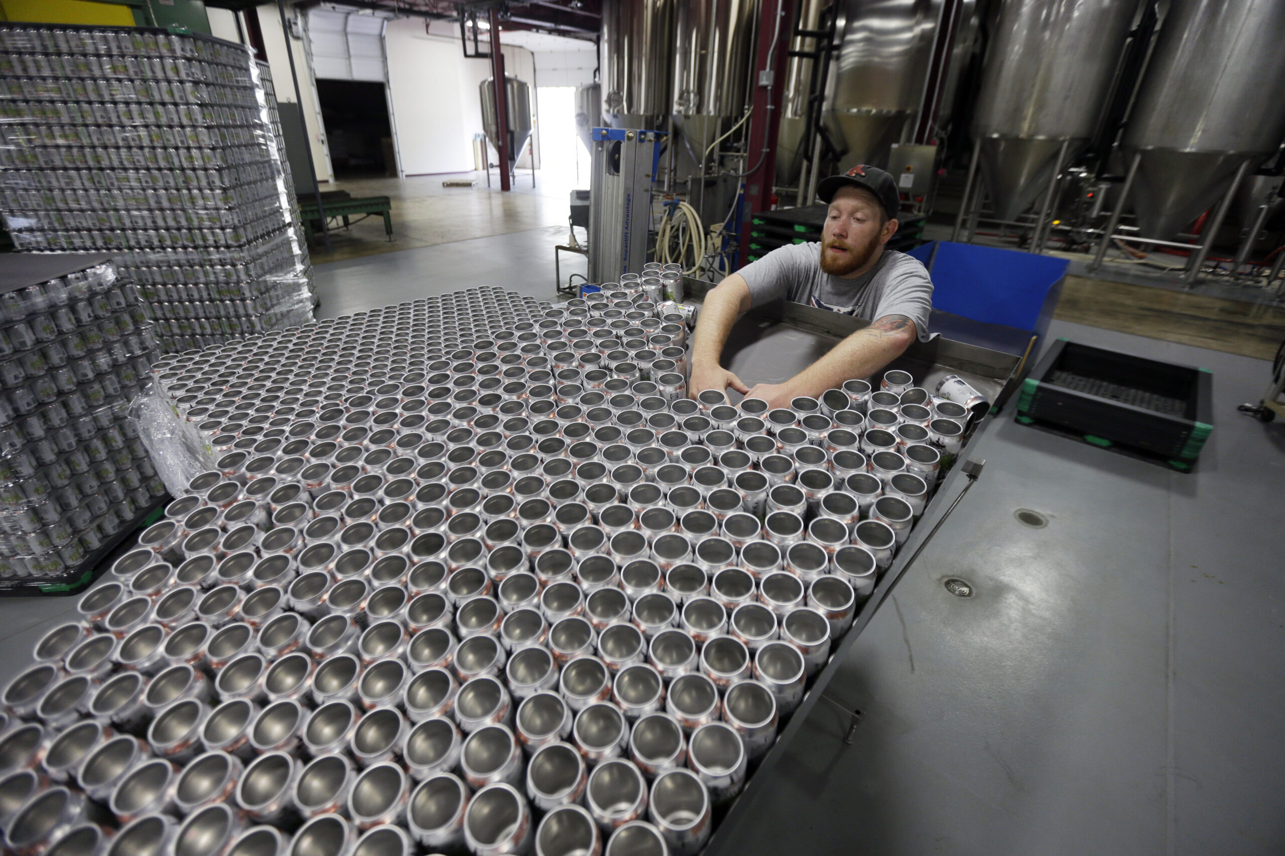 US wholesalers slow restocking as sales weaken
