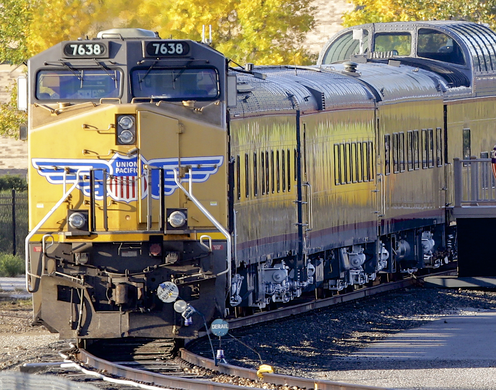 Union Pacific 4Q profit up 13 pct as volume grows