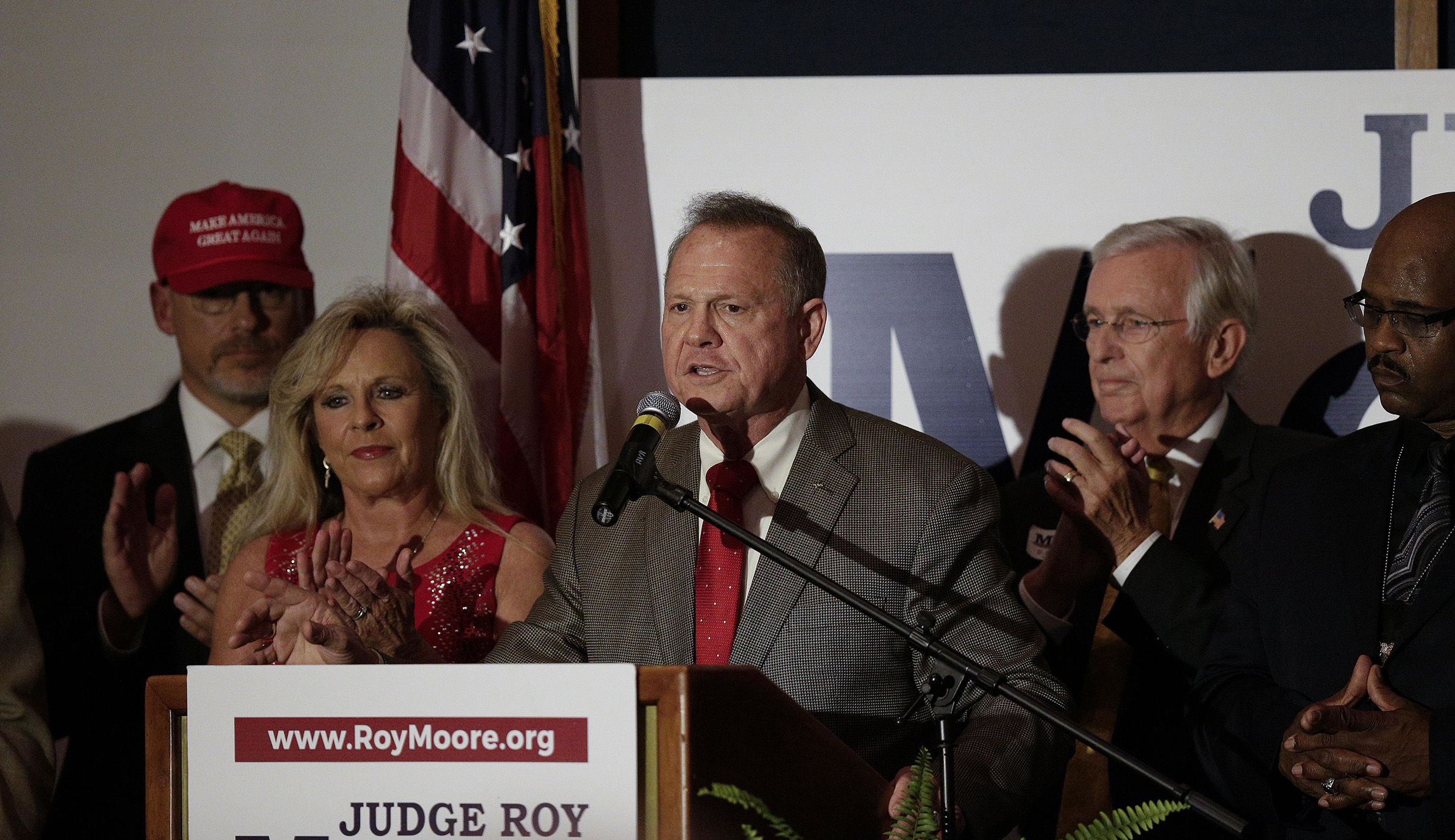 Trump compliments Roy Moore: ‘Sounds like a really great guy,’ ‘ran a fantastic race’