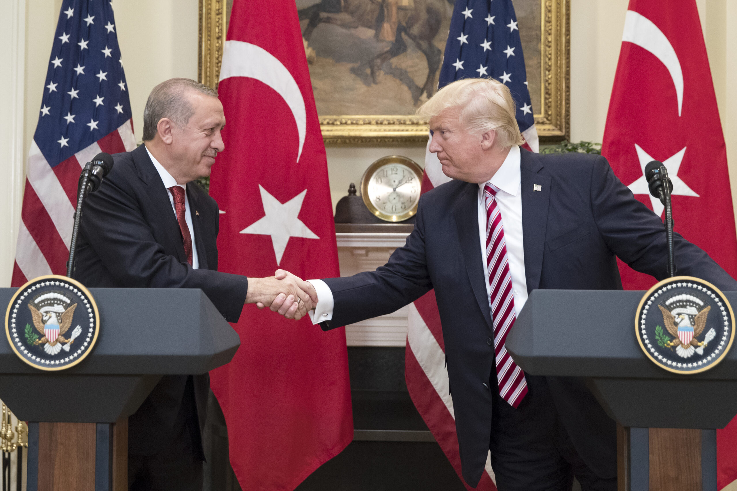 Should the US pull its nuclear weapons out of Turkey?