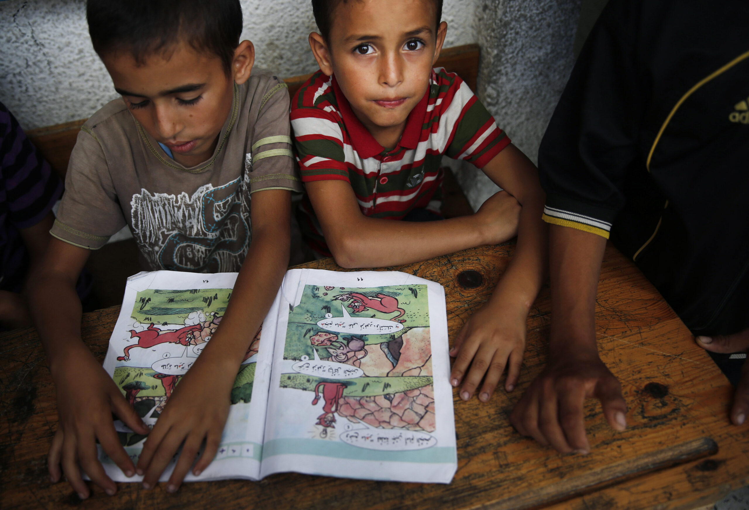 Israeli bulldozers destroy Hamas tunnels in Gaza