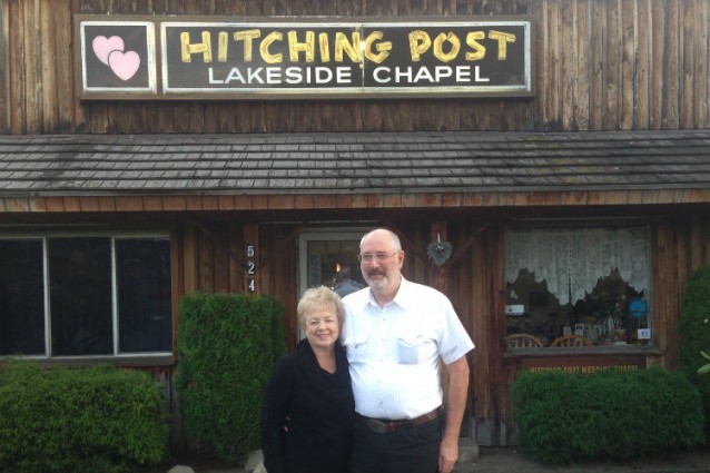 Donald and Evelyn Knapp, owners of the Hitching Post Chapel. (Photo courtesy of Alliance Defending Freedom)