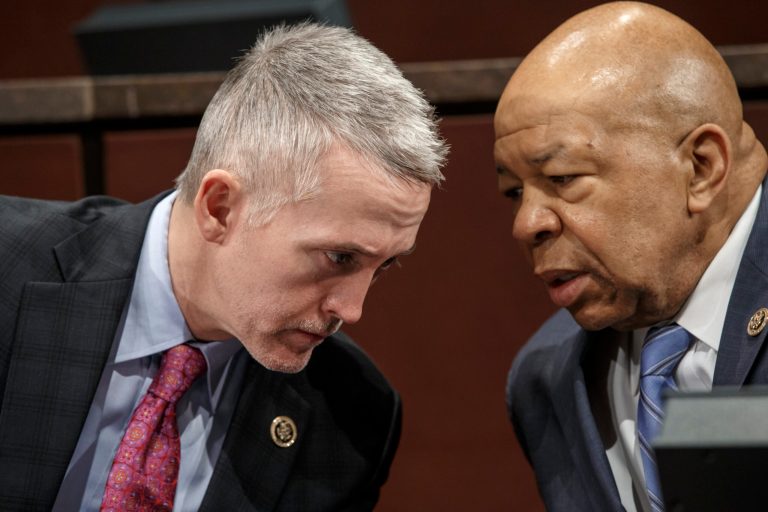 The House Select Committee on Benghazi Chairman Rep. Trey Gowdy, R-S.C., left, confers with Rep. Elijah Cummings, D-Md., the ranking member on Capitol Hill in Washington, Tuesday, Jan. 27, 2015. (AP Photo/J. Scott Applewhite)