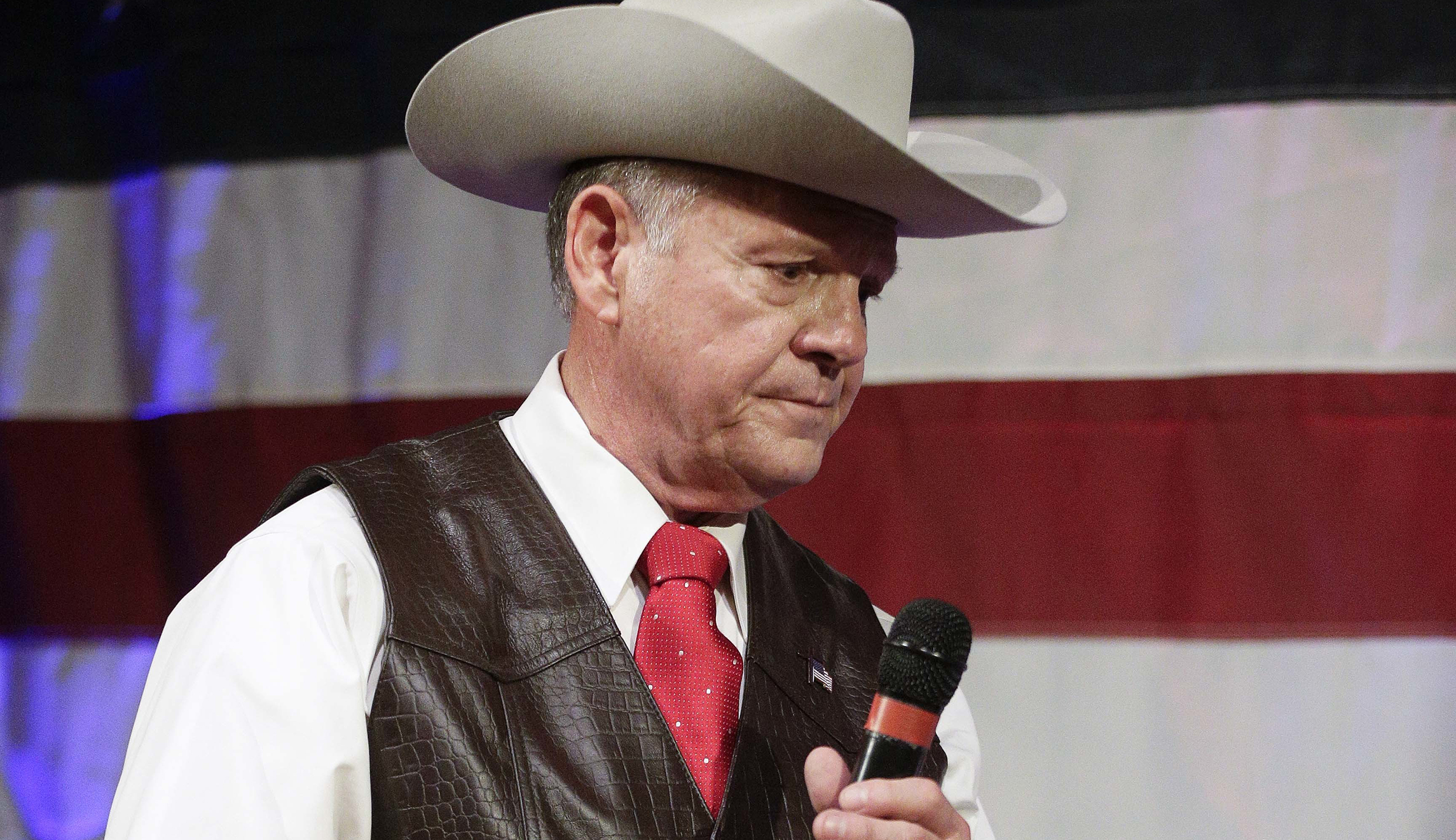 Roy Moore should step aside, and Trump should push him