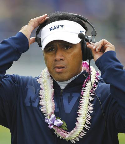Navy coach Niumatalolo calls meeting to refocus team