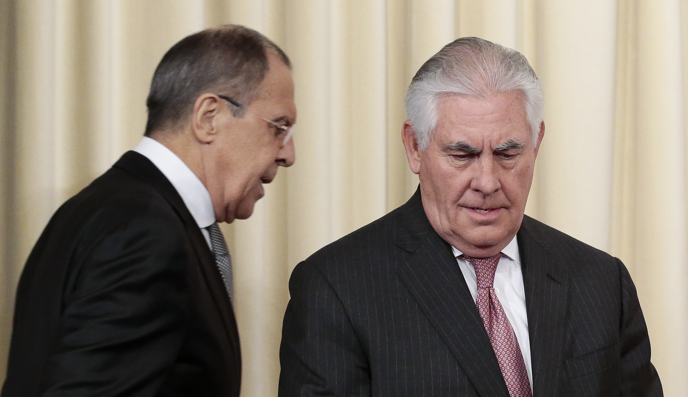 Rex Tillerson rejects ‘silly’ complaint about not meeting Lavrov in Africa