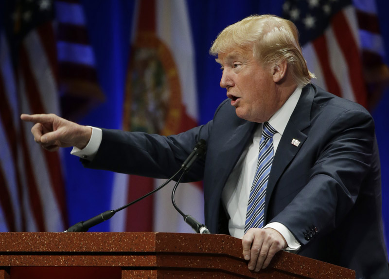 Trump: We should monitor U.S. mosques to fight ISIS