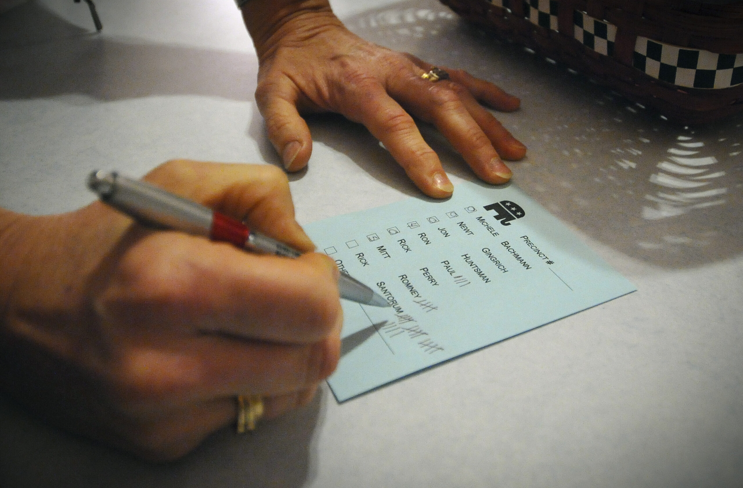 Iowa GOP scraps straw poll