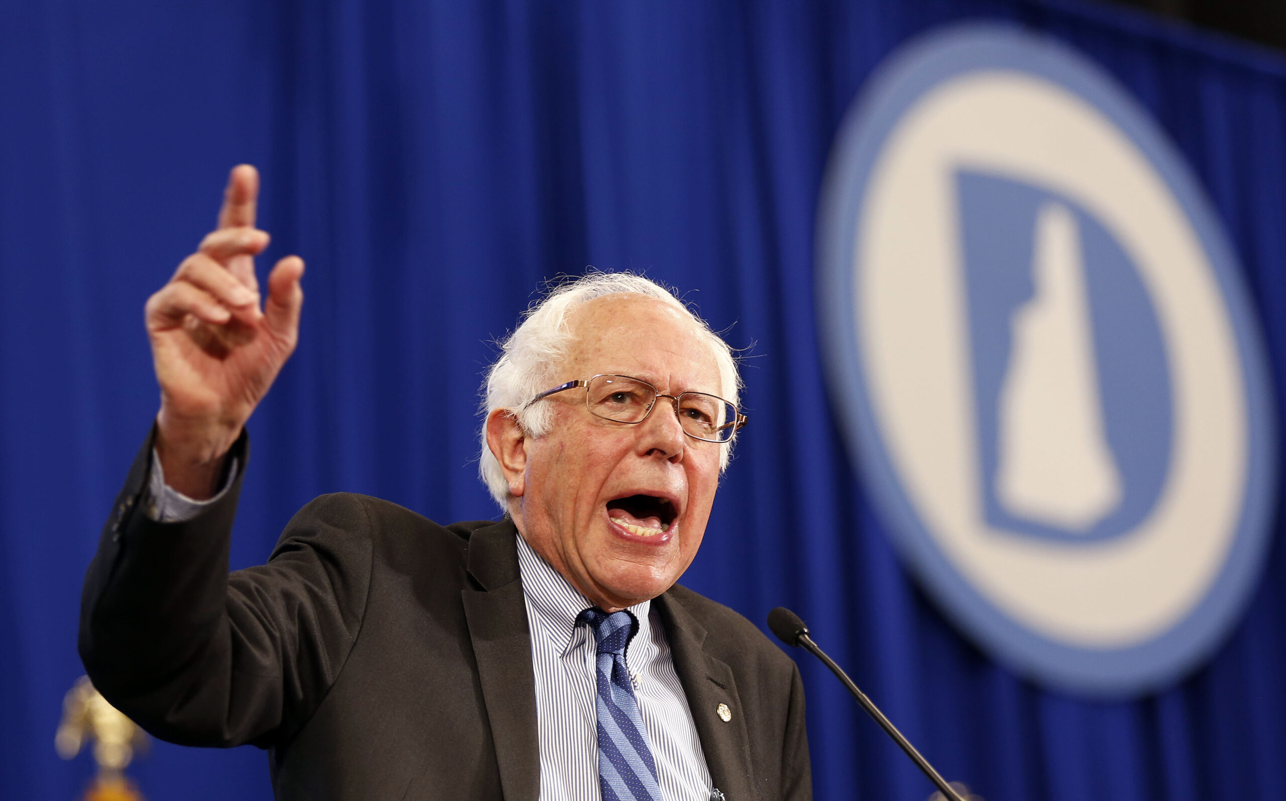 Sanders joined by Clinton rival on campaign trail