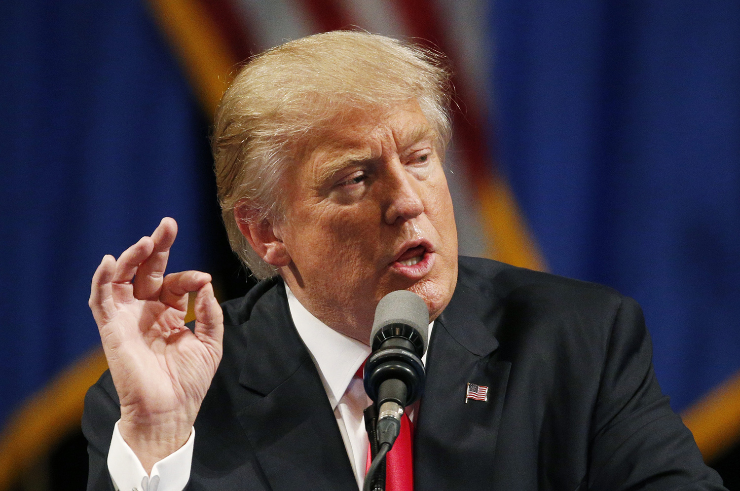Trump: Clinton ‘would do so badly with the economy’