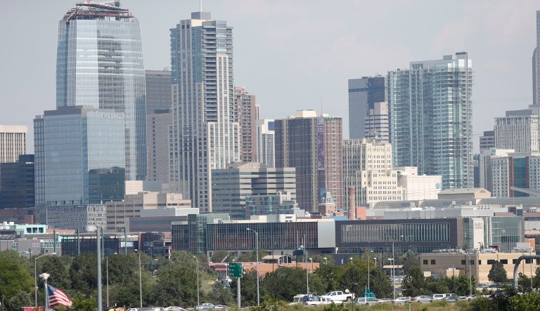 Wages are growing in cities with low unemployment rates: Report