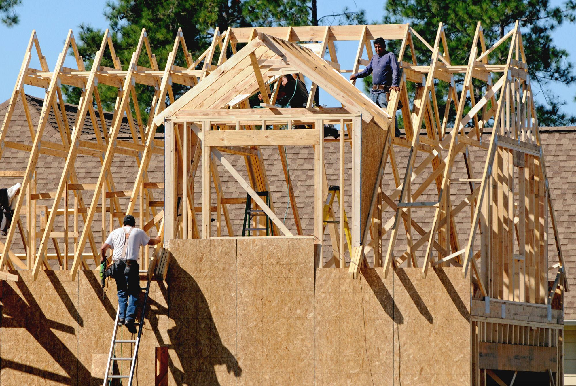 Confidence among US homebuilders slips in October
