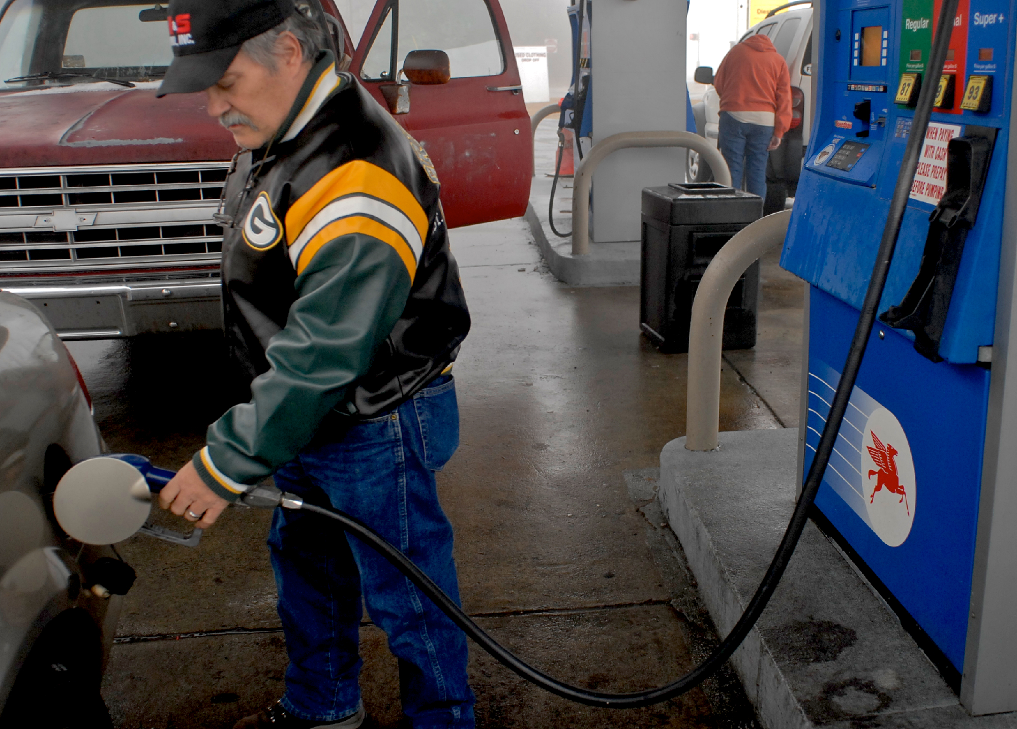 Gas tax hike still a mistake