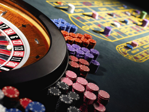 Starting this week, patrons will be able to use the online currency Bitcoin to pay for rooms, food and drinks at two Las Vegas casinos. (Photo: Thinkstock)