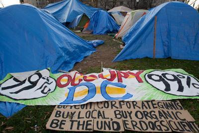 Starbucks near protesters’ compound thoroughly Occupied