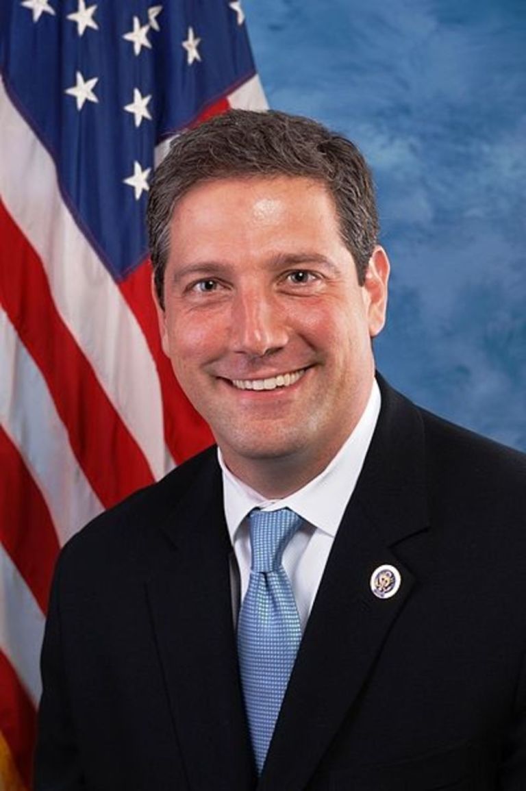 Ohio Democrat Tim Ryan Challenges Pelosi for House Minority Leader