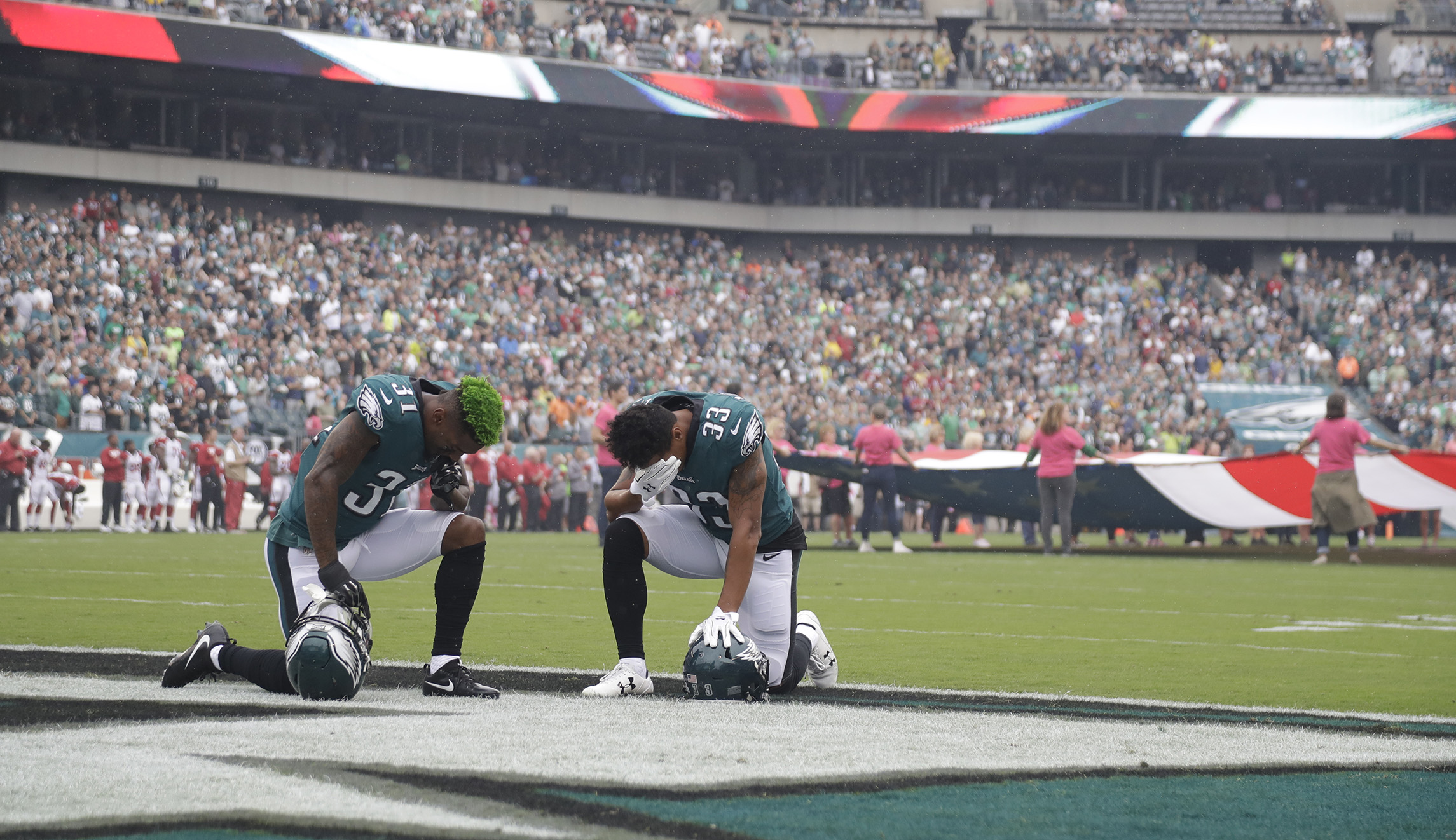 NFL rejects vet group’s ad asking Super Bowl fans to stand for national anthem