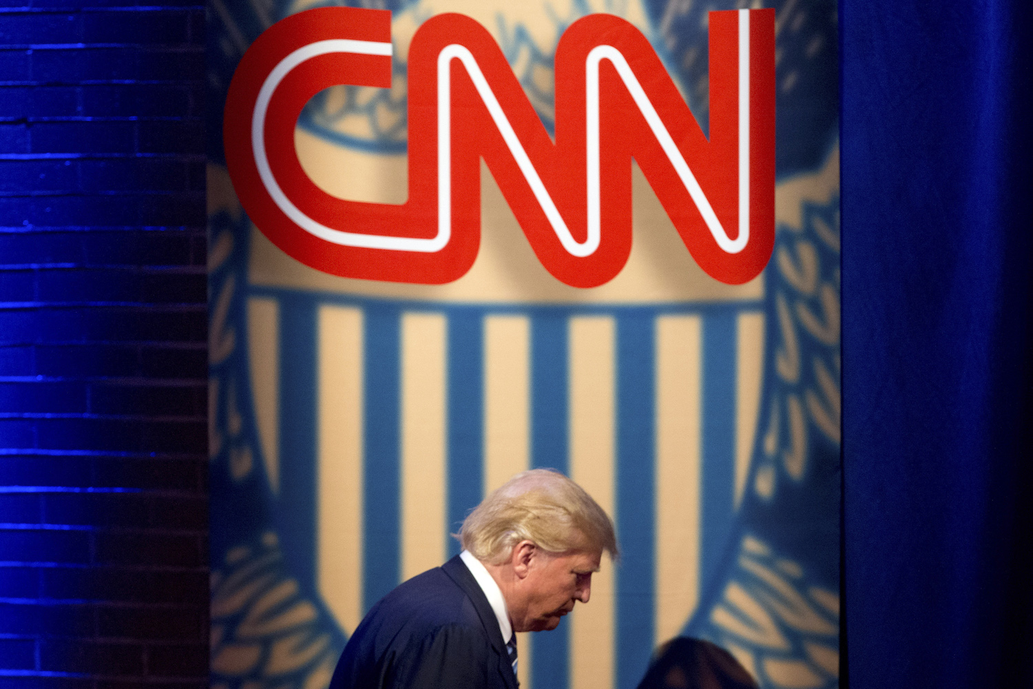 CNN writer contradicts himself on Trump profiling comments