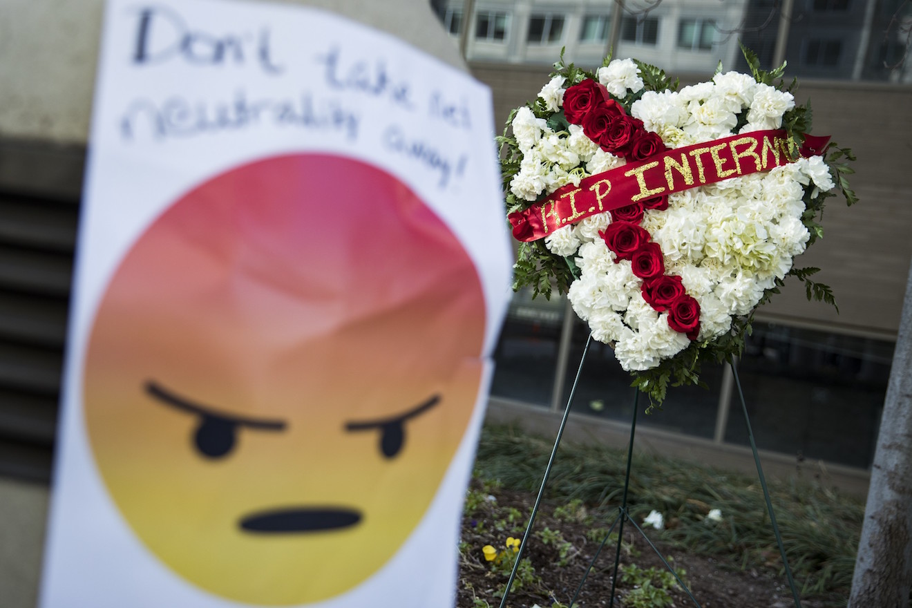 FCC Votes to End Net Neutrality Regulations