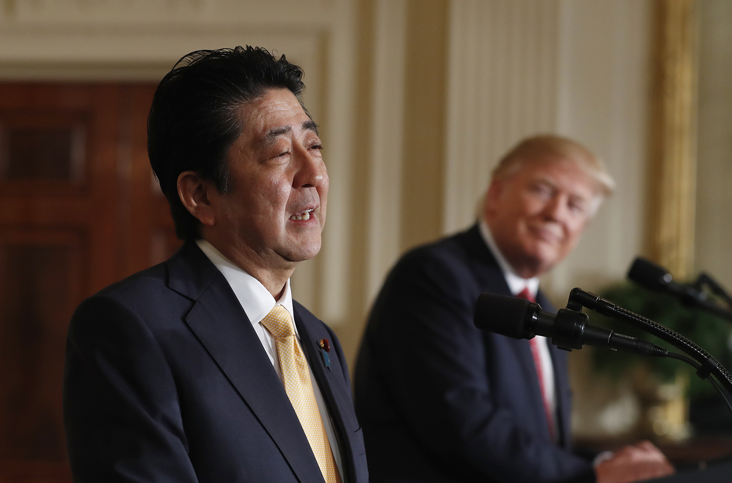 Japanese PM promises strong military alliance with US
