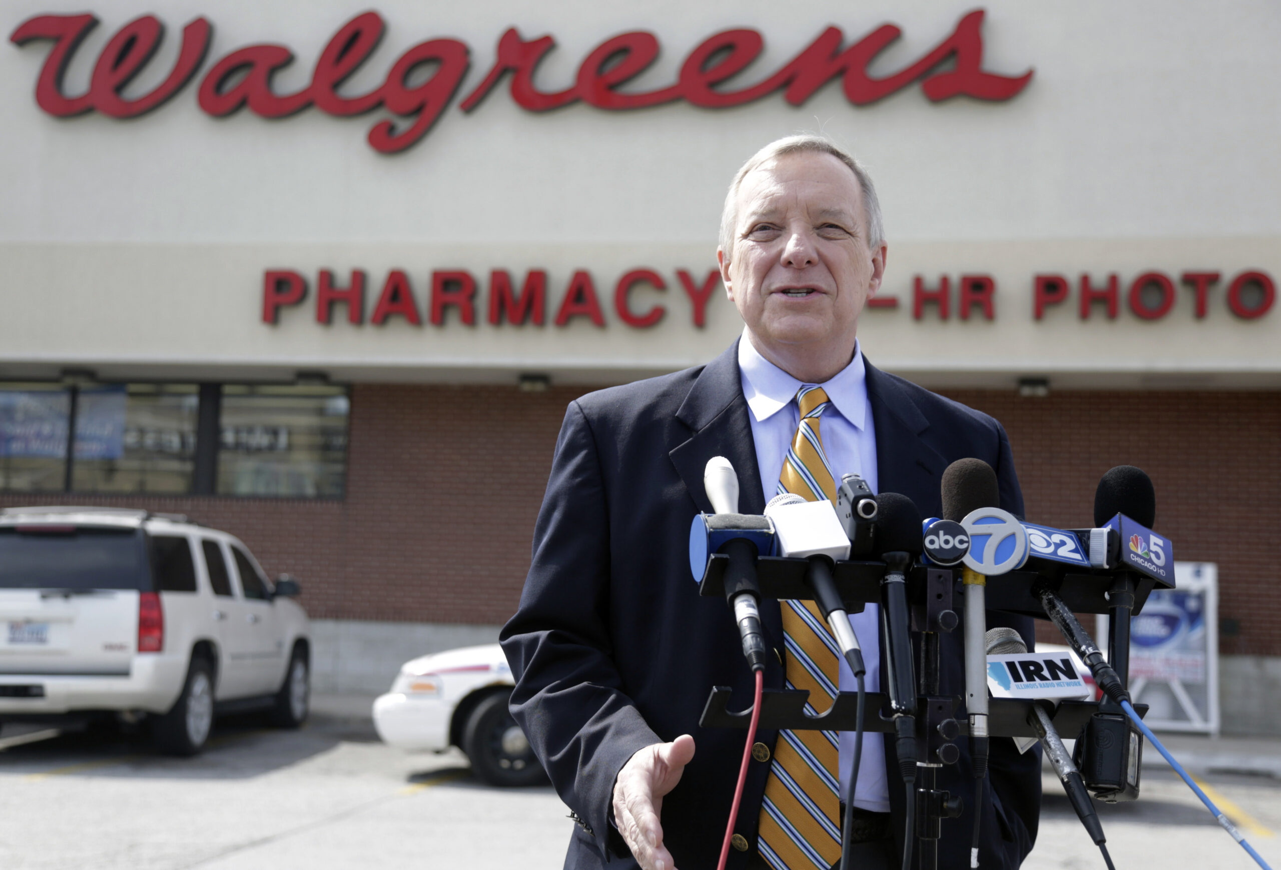 GOP’s Oberweis says Durbin bullied Walgreen