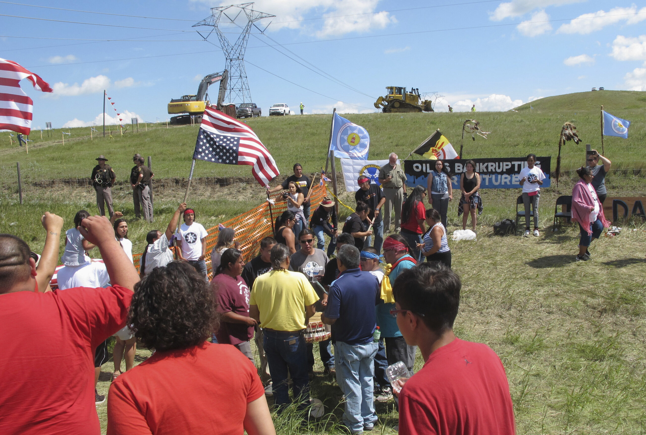 Pipeline protesters out of step with America, oil industry leader says