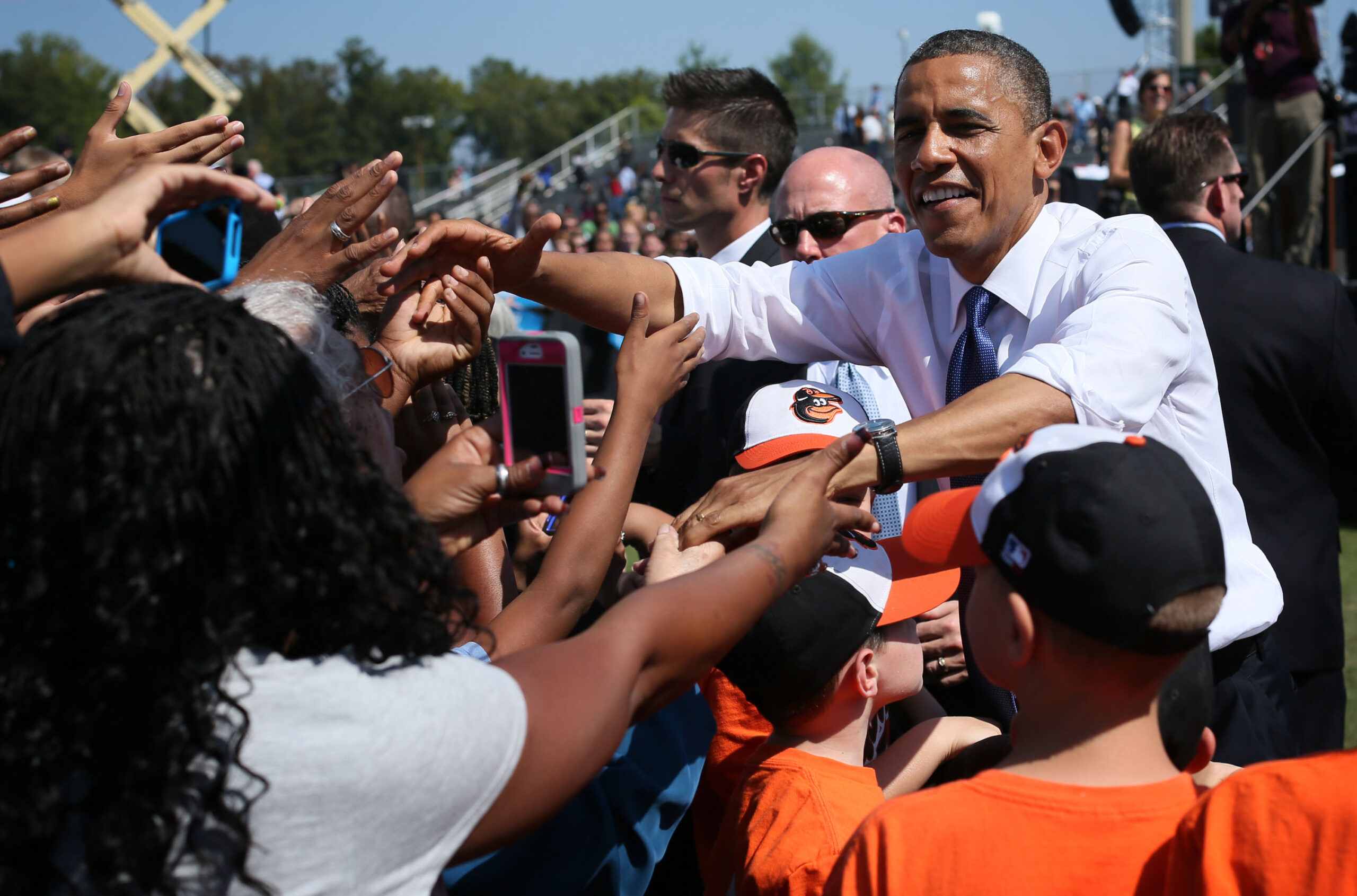 Campaigns rely on Maryland, D.C. residents to win Virginia