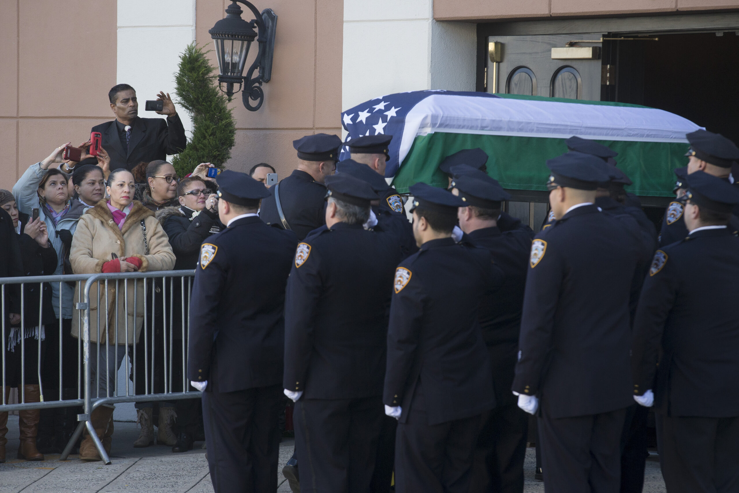 780,000 good men and women in blue