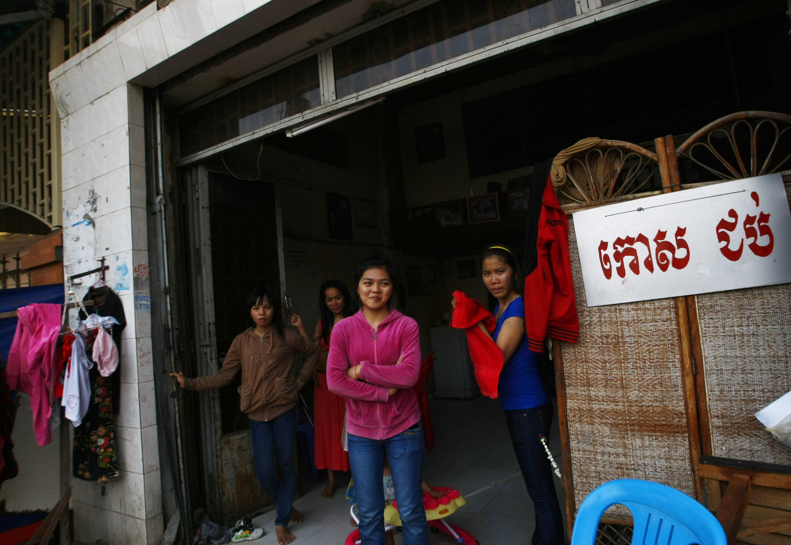 Cambodian nightlife workers covered by labor laws