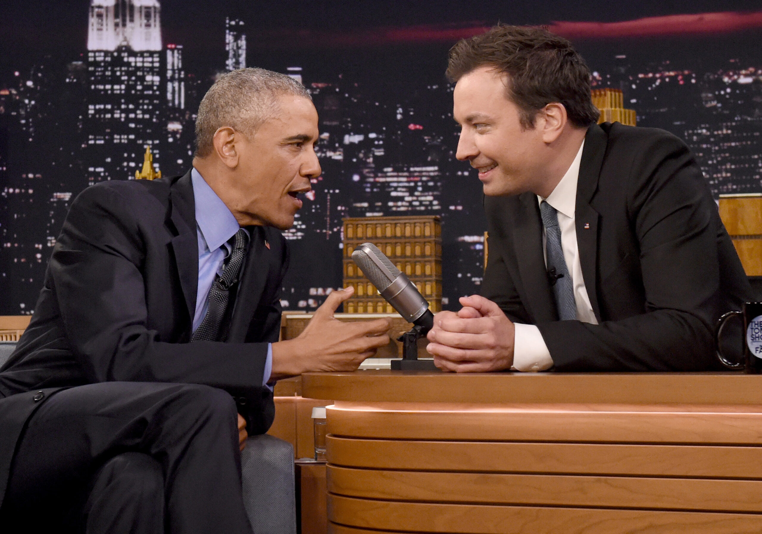 Obama praises ‘whip-smart’ Hillary Clinton