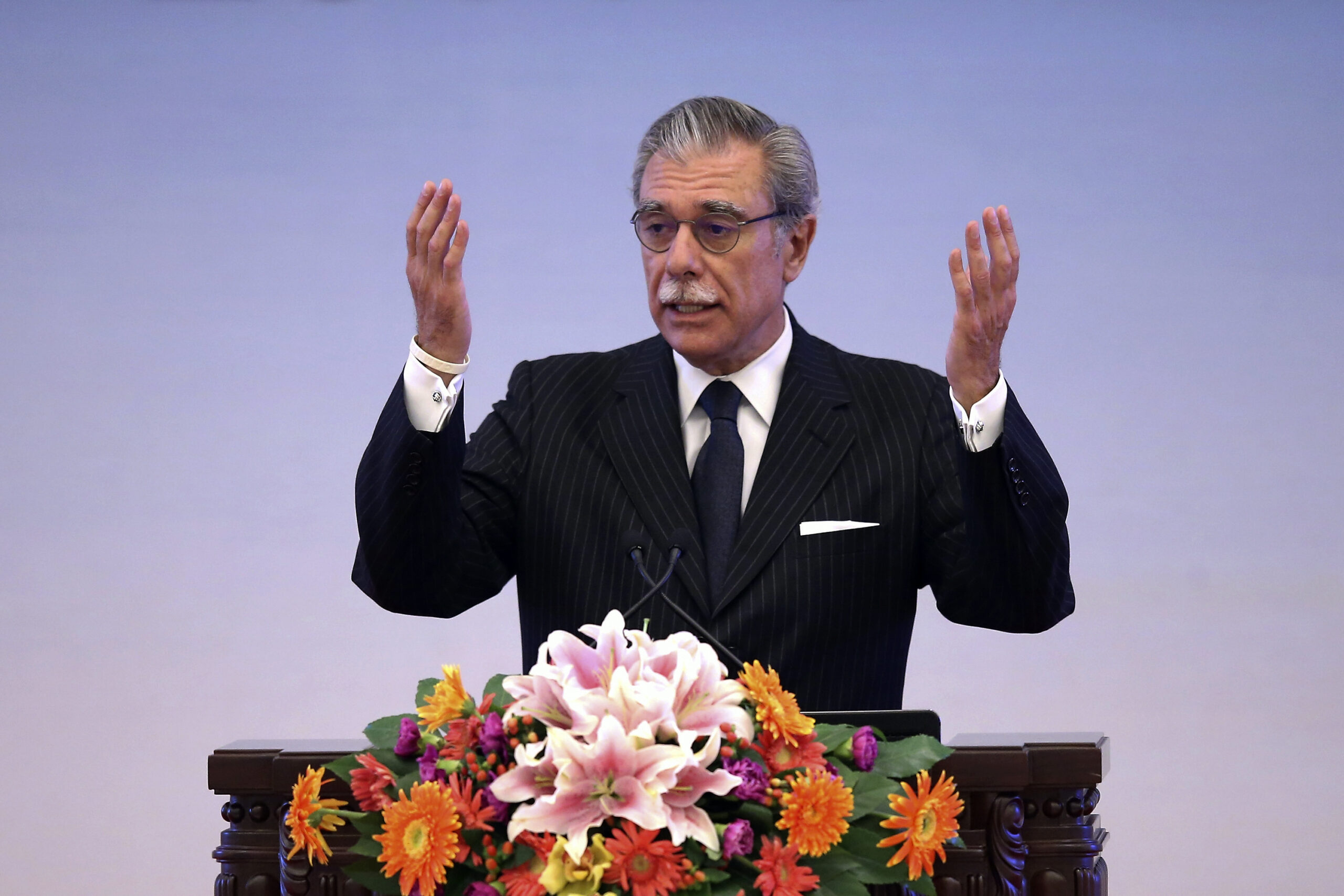 Former Commerce chief: FIFA scandal shows need for more supervision in sports