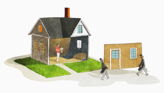 Feds evict elderly couple from their home, cite shutdown