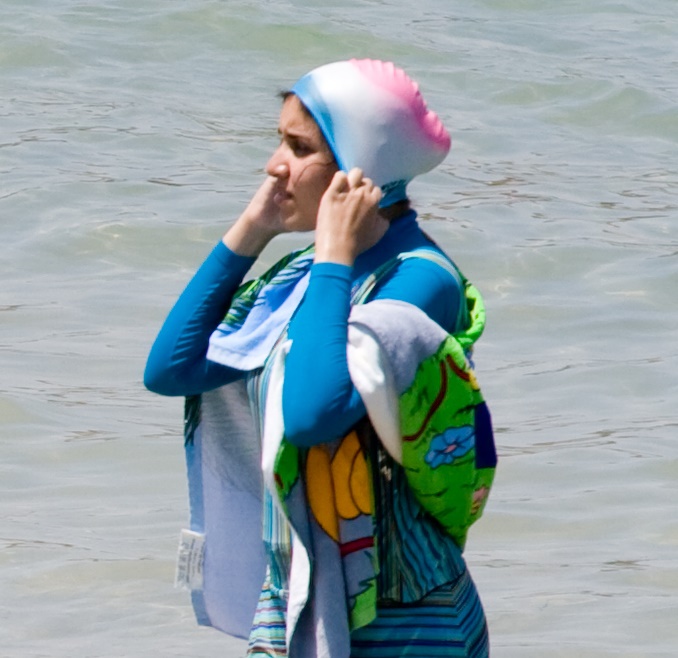French Waterpark Scraps ‘Burkini’ Day for Muslim Women